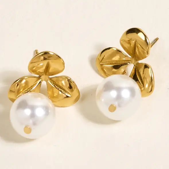 Standout Earrings–Fleur De Pearl