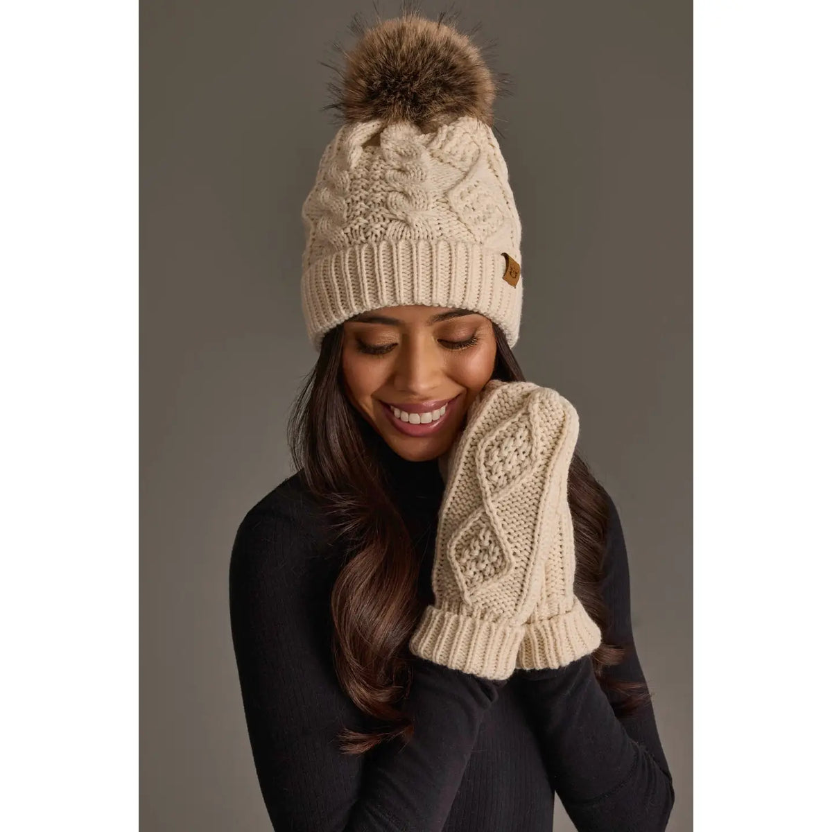 Beige Cable Knit Mittens